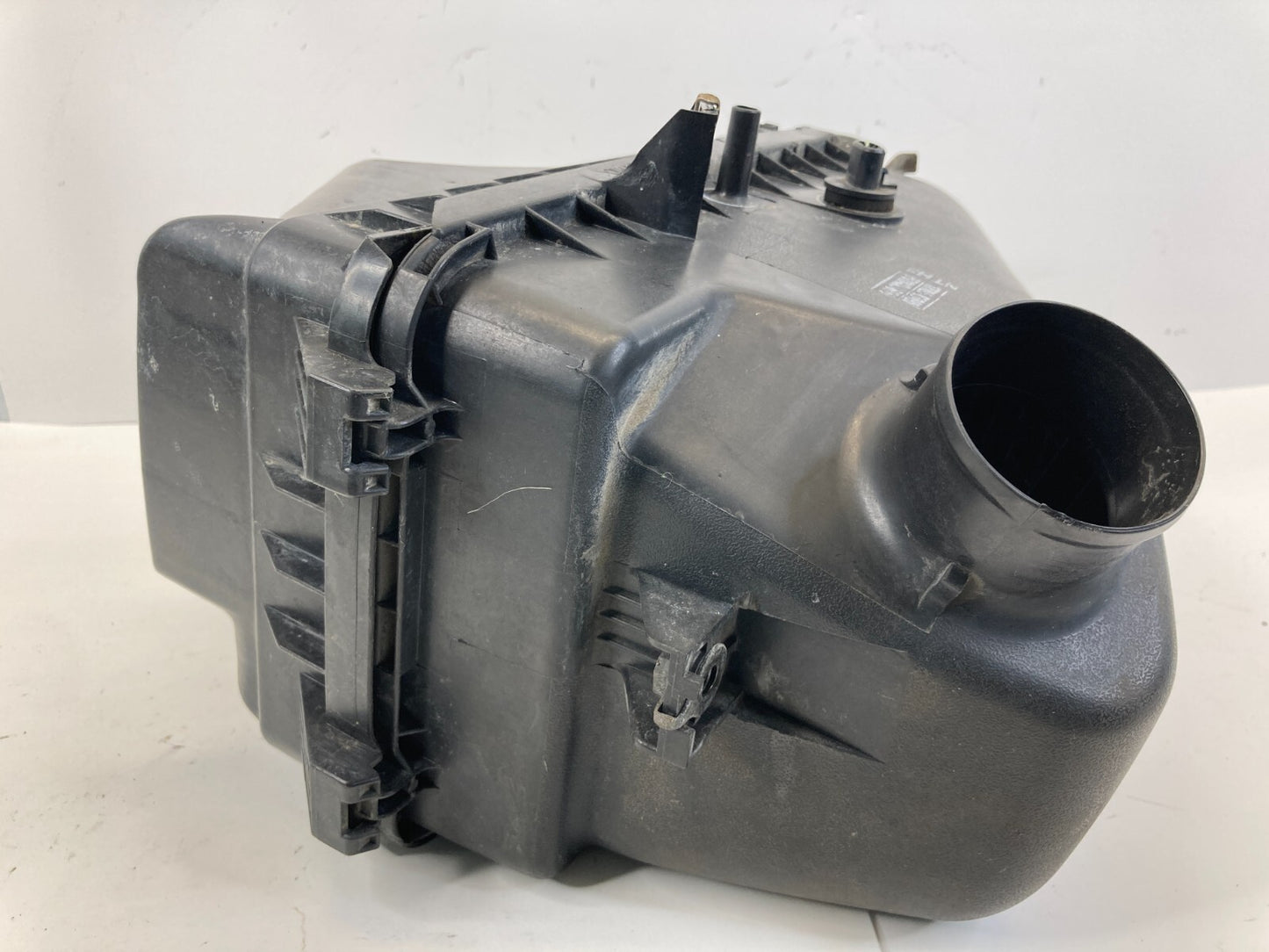 1997-1999 Toyota Camry Air Intake Cleaner Box Filter Assembly 17705-03090 OEM