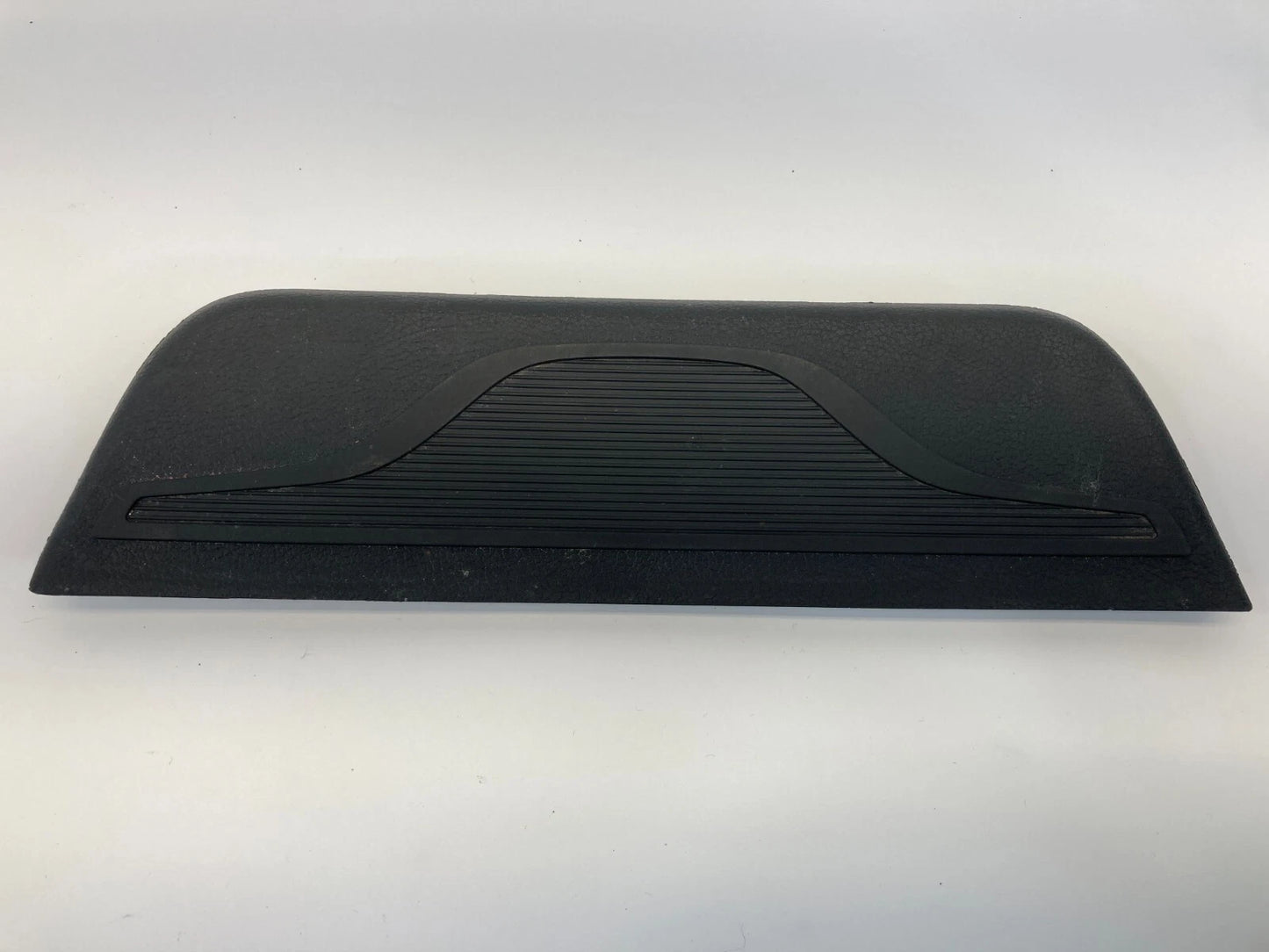 2011-2015 HYUNDAI ELANTRA REAR RIGHT BACK DOOR SCUFF PLATE TRIM 87887-3Y000 USA
