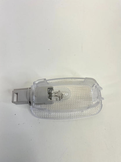 12-16 MERCEDES-BENZ E350 INTERIOR INNER COURTESY LIGHT LAMP ASSY A2118250382 OEM