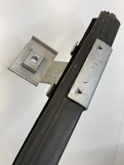 1999-2005 PONTIAC GRAND AM SEDAN REAR RIGHT SIDE DOOR QUARTER WINDOW VENT GLASS