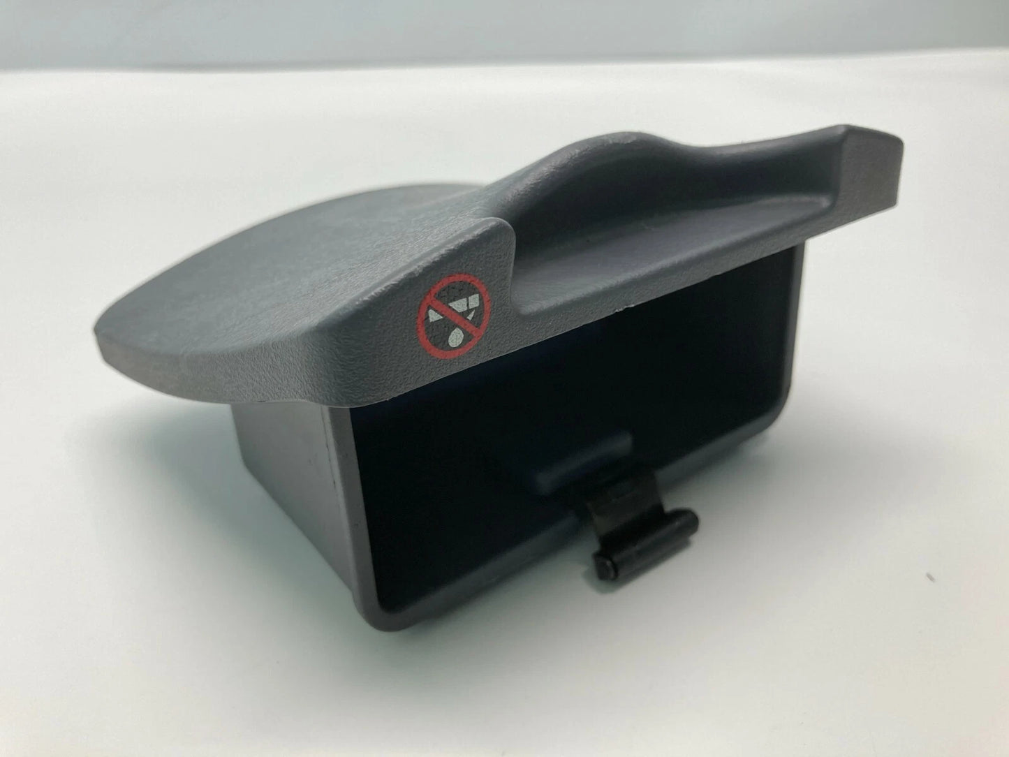 2005-2009 HYUNDAI TUCSON CENTER CONSOLE REAR STORAGE COMPARTMENT POCKET OEM