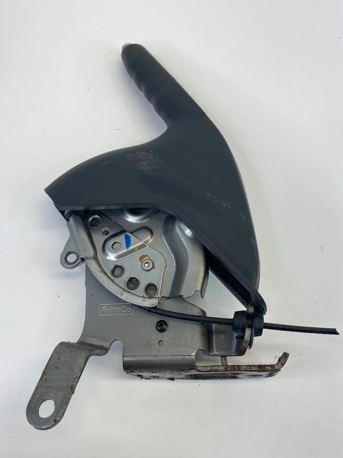 2011-2013 FORD FIESTA PARKING BRAKE HANDLE CONTROL LEVER ASSEMBLY OEM