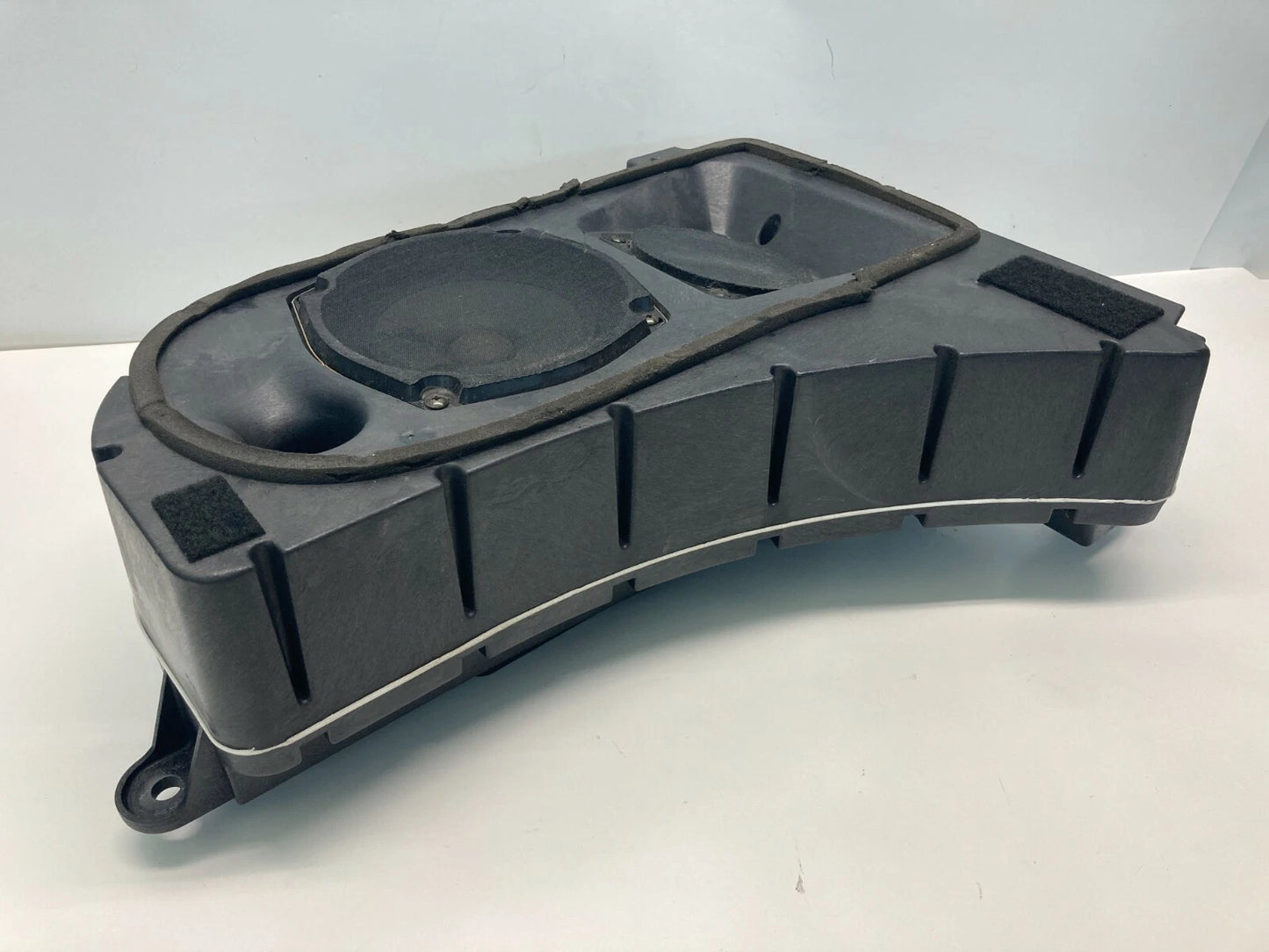 2001-2005 PONTIAC AZTEK REAR RIGHT SOUND SPEAKER SUBWOOFER PIONEER 10413168 OEM