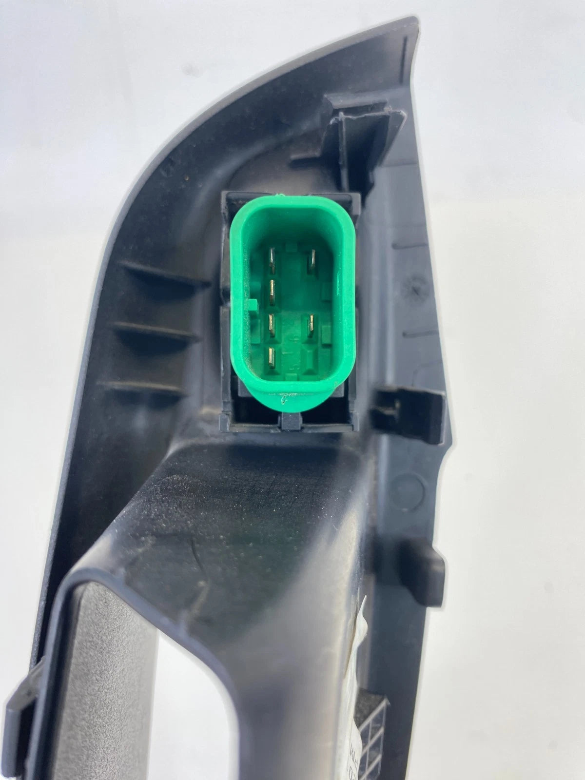 2012-2018 FORD FOCUS REAR LEFT SIDE DOOR POWER WINDOW CONTROL SWITCH W/ BEZEL