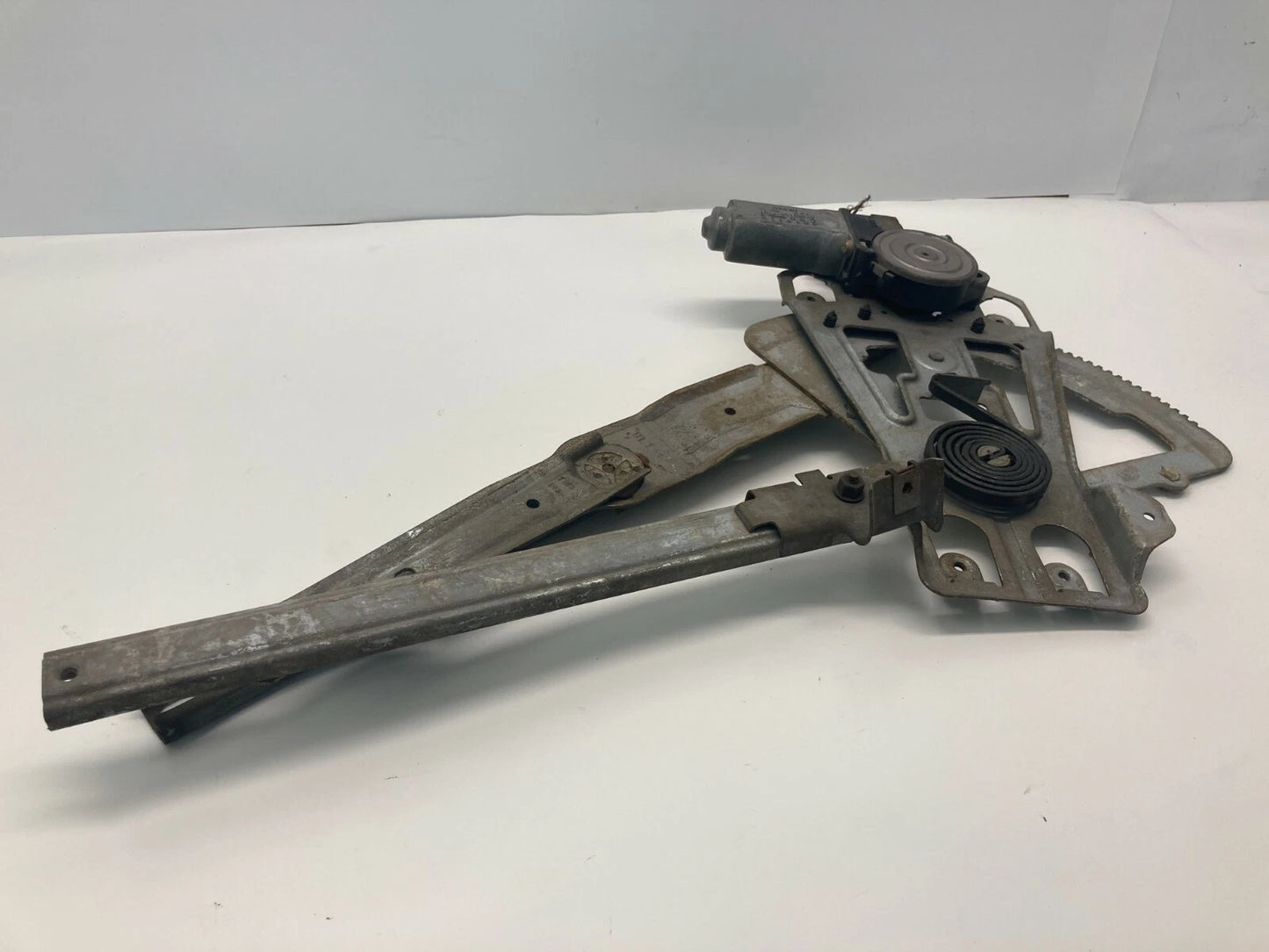 1996-2000 DODGE STRATUS FRONT RIGHT WINDOW REGULATOR ELECTRIC WITH MOTOR OEM