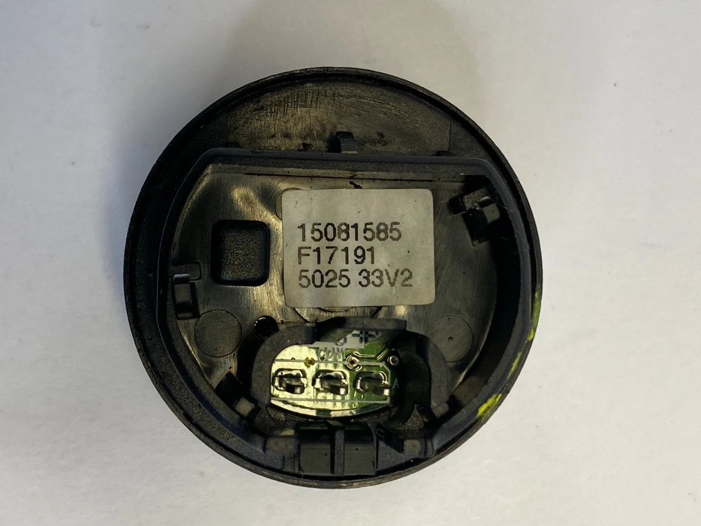 2002-2006 CHEVROLET TRAILBLAZER REAR HVAC BLOWER FAN CONTROL SWITCH OEM 15081585