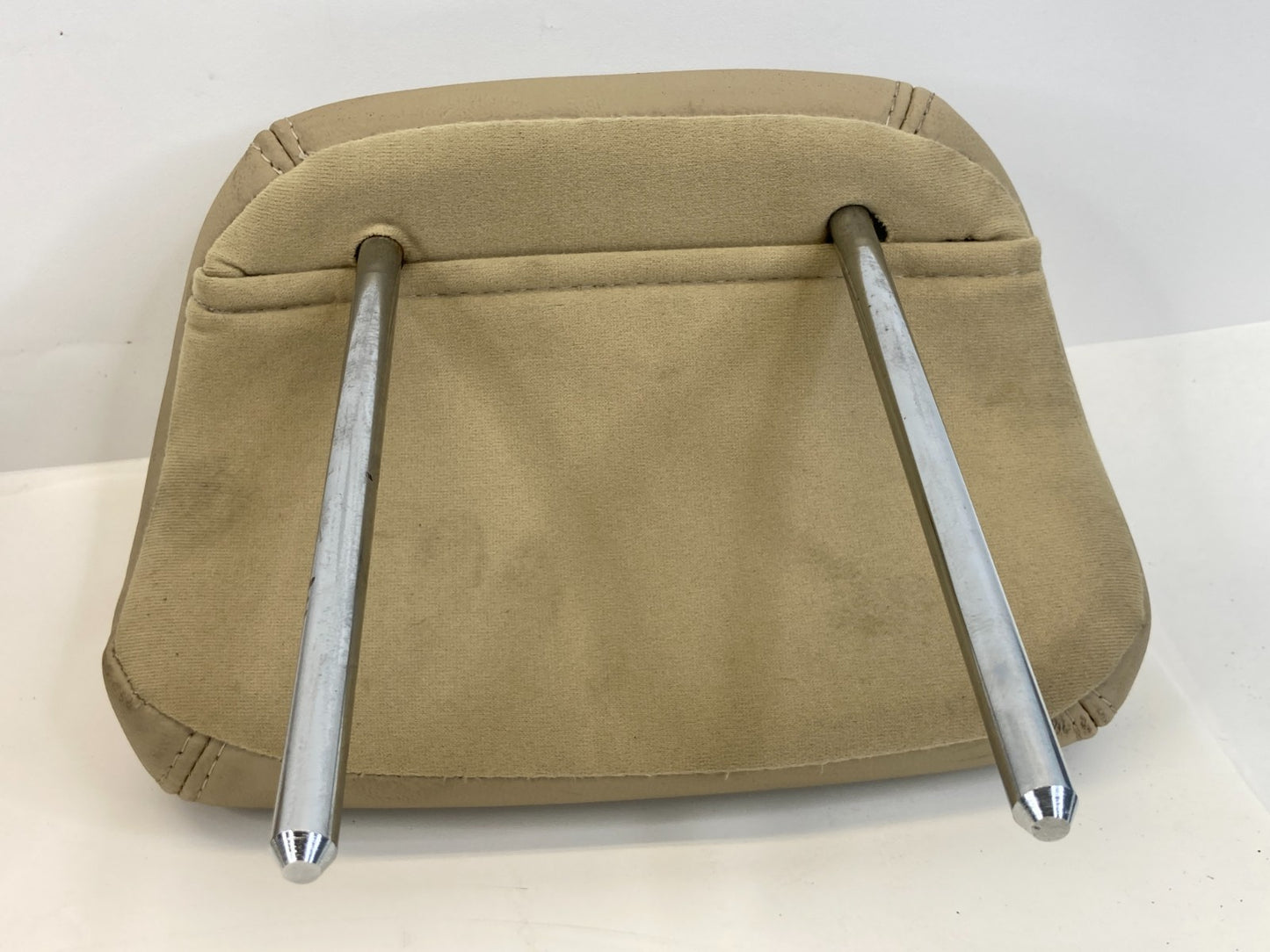 09 10 Hyundai Sonata Rear Left & Right Middle Seat Headrest Head Rest Set OEM