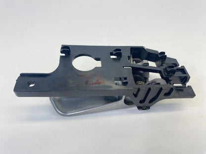05-10 KIA SPORTAGE FRONT LEFT DRIVER INNER DOOR HANDLE SILVER OEM 82613-1F000