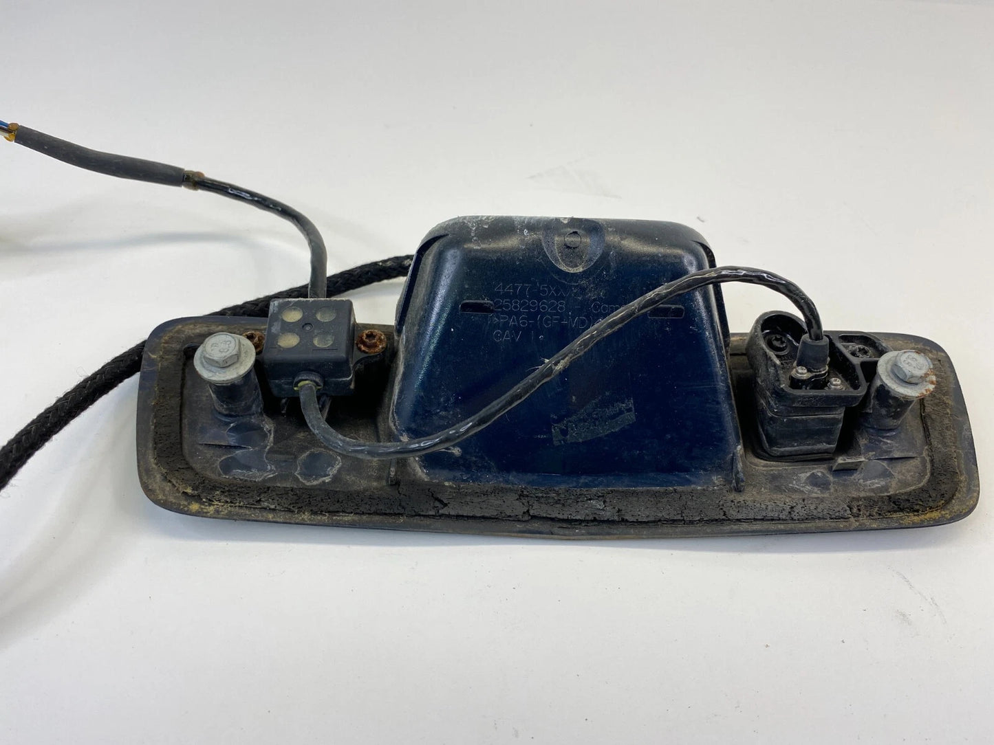 2009-2012 CHEVROLET TRAVERSE REAR LIFTGATE HANDLE W/ BACKUP CAMERA 25829628 OEM