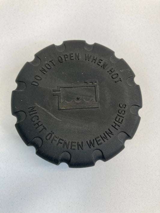 2003-2009 MERCEDES-BENZ E320 RADIATOR COOLANT EXPANSION RESEVOIR CAP COVER OEM