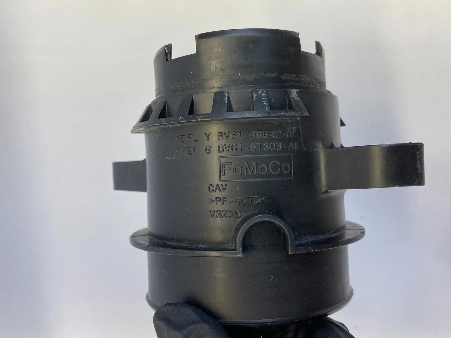 2012-2018 FORD FOCUS 2.0L MASS AIR FLOW MAF SENSOR TUBE HOUSING OEM BV61-9B642-A