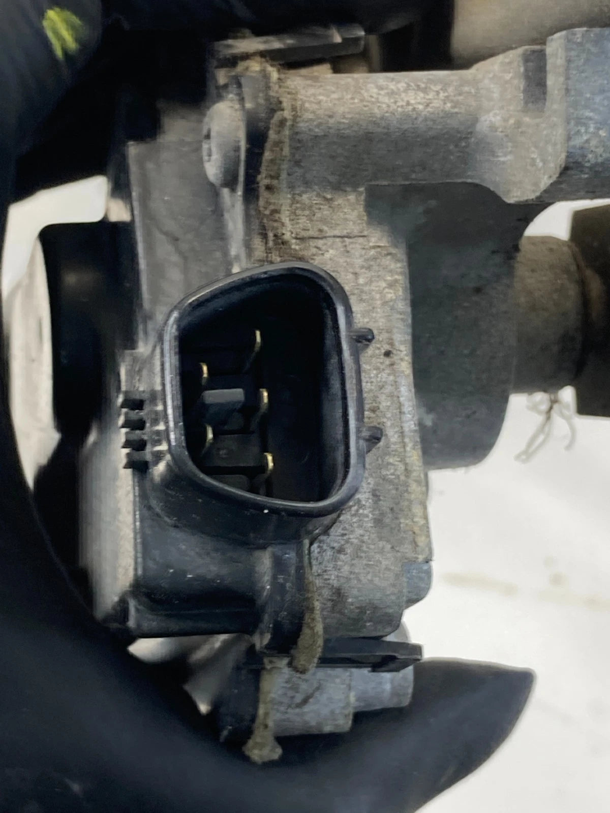 2007-2017 JEEP PATRIOT FRONT WINDSHIELD WIPER MOTOR W/ LINKAGE 04879432AG OEM