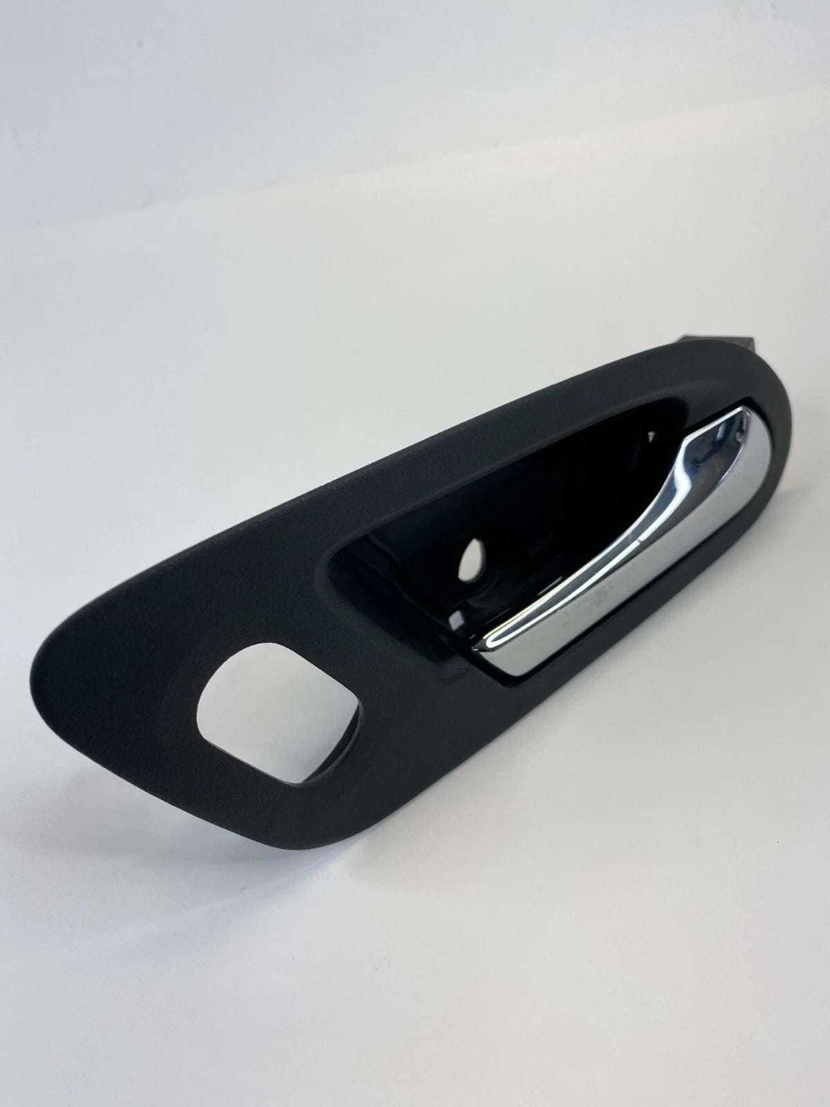 2006 2007 06 07 SATURN VUE REAR RIGHT BACK SIDE INNER DOOR HANDLE 10370960 OEM