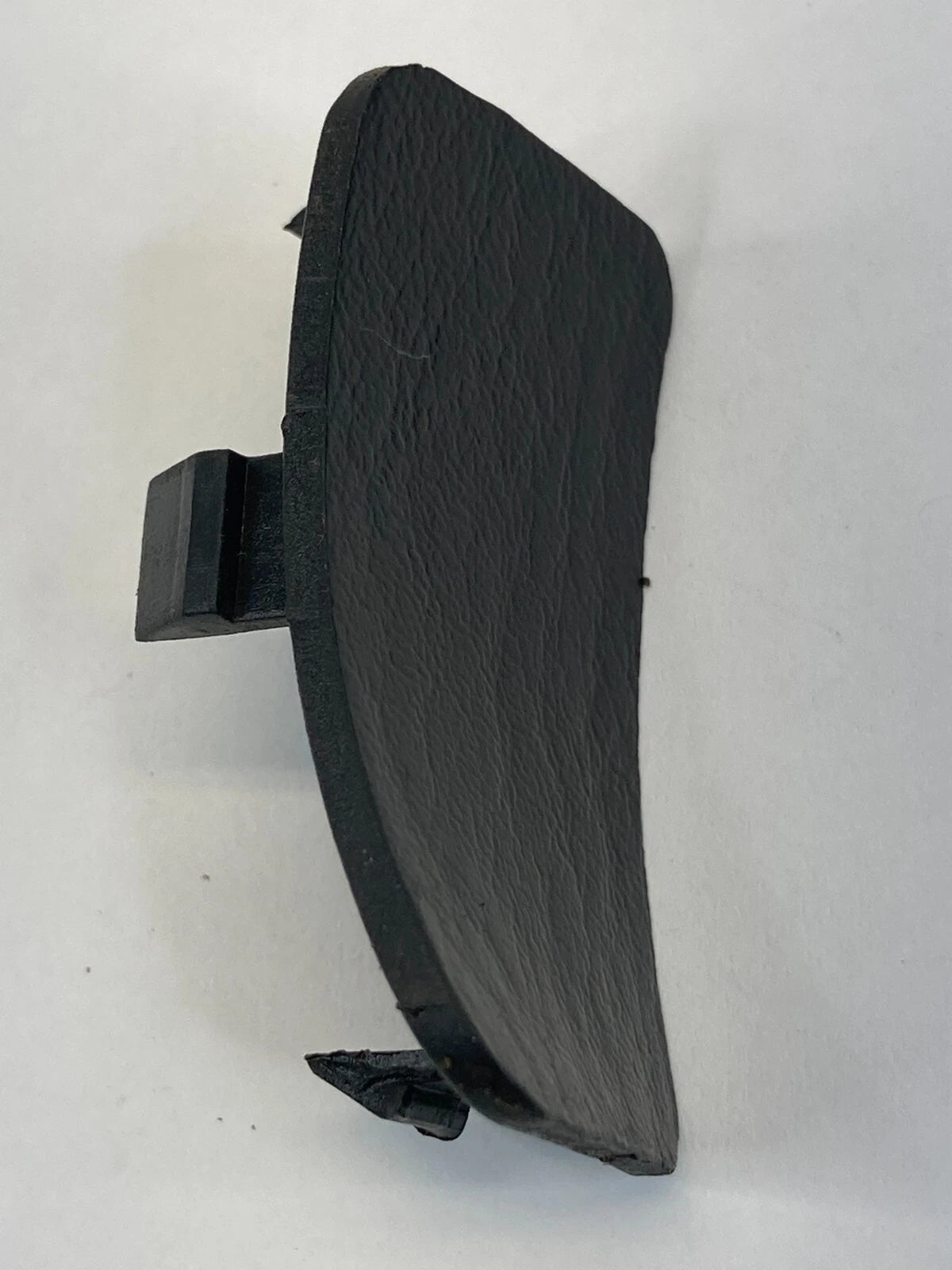 1996-2000 HYUNDAI ELANTRA LEFT STEERING WHEEL LID COVER CAP 56190-29750