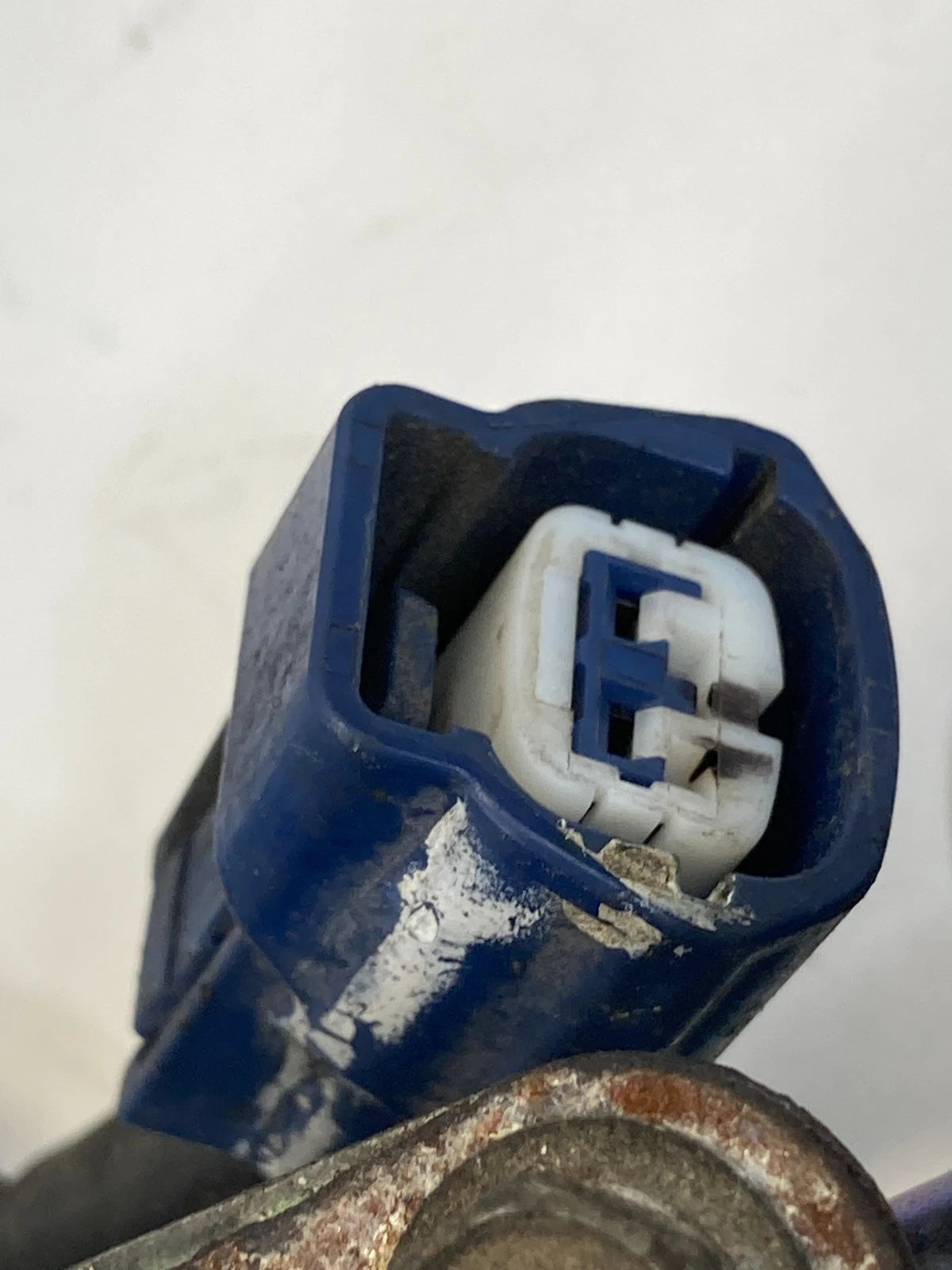 2004-2006 NISSAN ALTIMA 3.5L V6 FUEL RAIL AND FUEL INJECTORS ASSEMBLY OEM