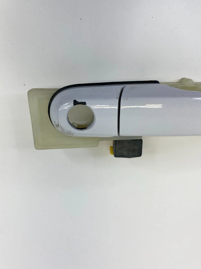 2005-2009 HYUNDAI TUCSON FRONT RIGHT PASSENGER SIDE EXTERIOR DOOR HANDLE OEM