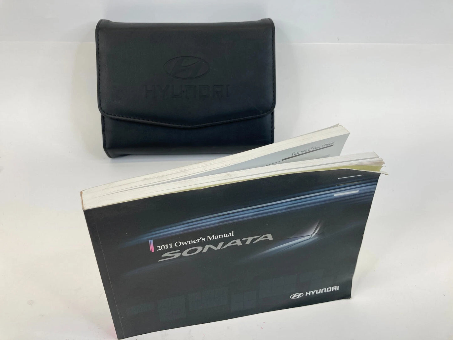 2011 HYUNDAI SONATA OWNER'S MANUAL GUIDE HANDBOOK WARRANTY INFO SET W/ CASE