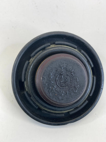 2005-2010 KIA SPORTAGE 2.0L L4 4 CYLINDER ENGINE OIL FILLER FLUID CAP OEM
