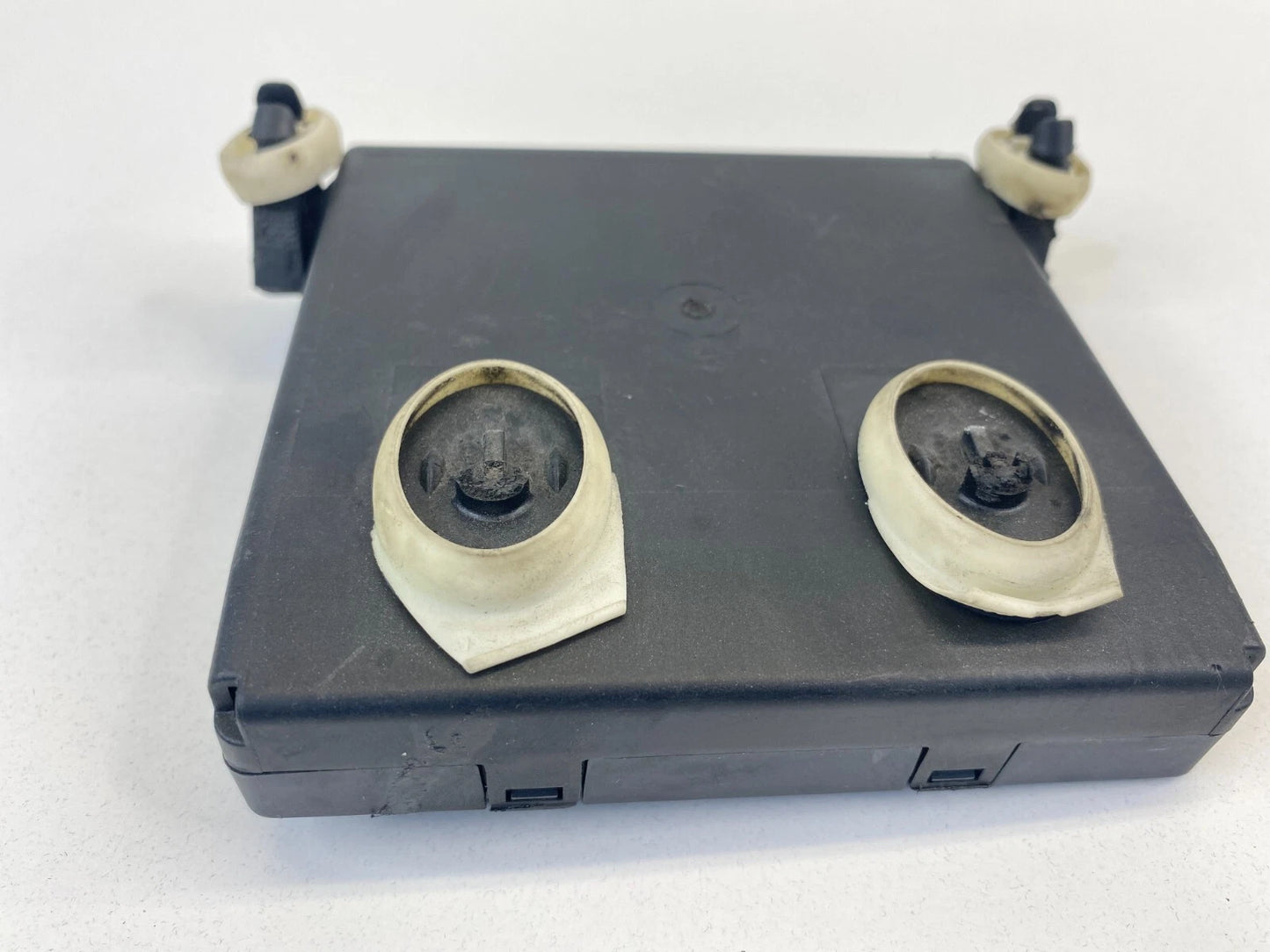 2003-2009 MERCEDES BENZ E320 REAR LEFT SIDE DOOR CONTROL MODULE 2118201526