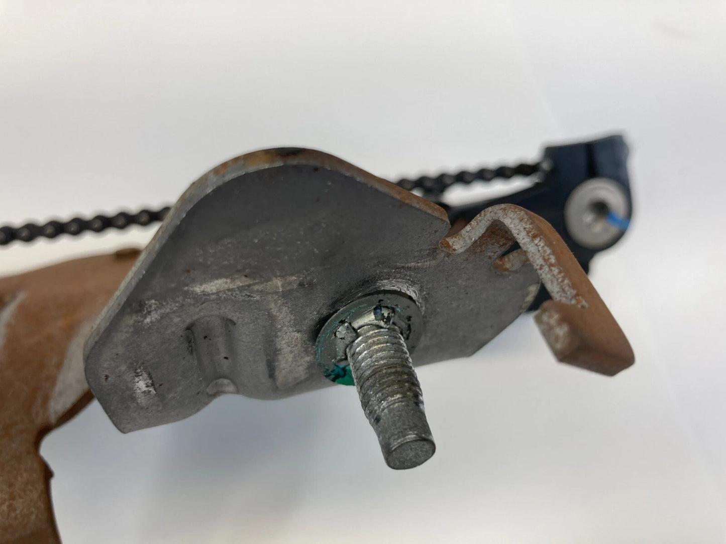 2008-2013 CHRYSLER TOWN & COUNTRY REAR HATCH POWER LIFT-GATE MOTOR W/GEAR OEM