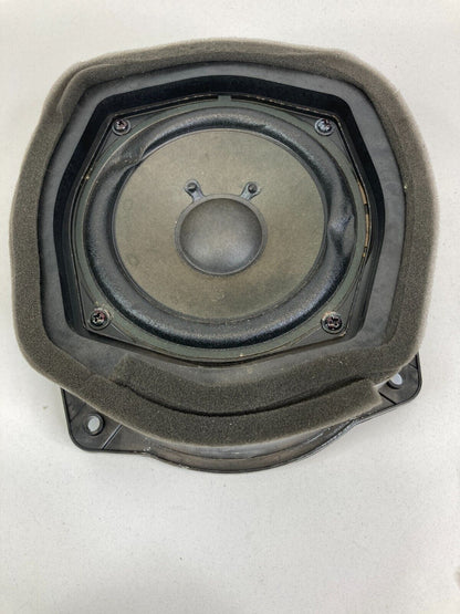 2006-2011 Cadillac DTS Front Left Driver Side Door Speaker Audio 15806970 OEM