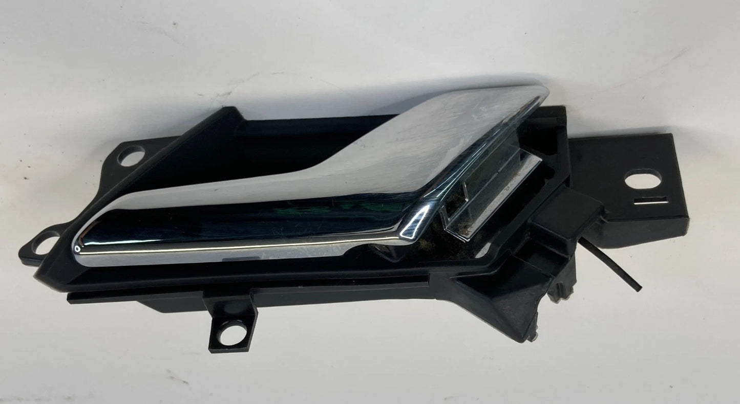 2012-2015 CHEVROLET CAPTIVA SPORT REAR RIGHT SIDE INTERIOR DOOR HANDLE 96660864