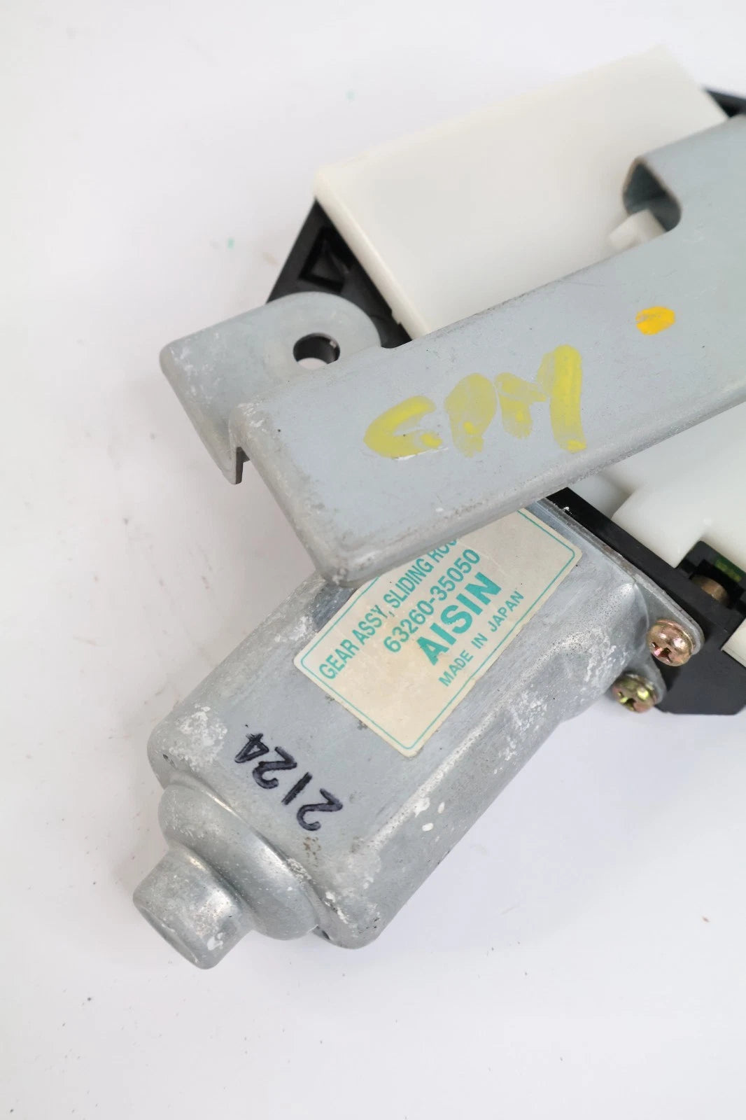 2003- 2009 TOYOTA 4RUNNER POWER SLIDING SUNROOF DRIVE GEAR MOTOR OEM 63260-35050