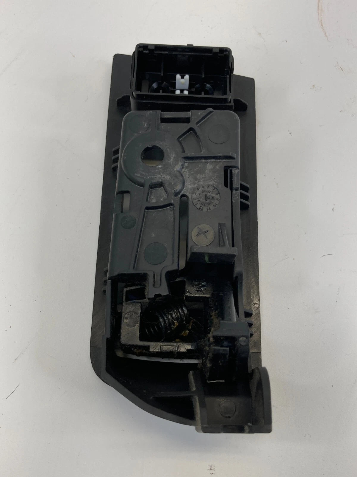 2008-2012 FORD ESCAPE FRONT RIGHT SIDE INTERIOR DOOR HANDLE 8L84-7822600-A OEM