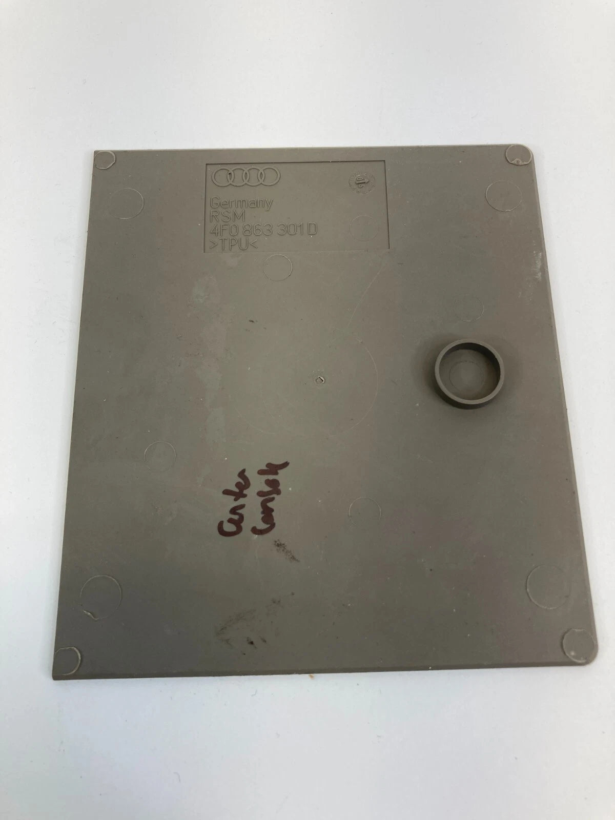 2006-2010 AUDI A6 REAR CENTER CONSOLE RUBBER MAT INSERT 4F0-863-301-D OEM