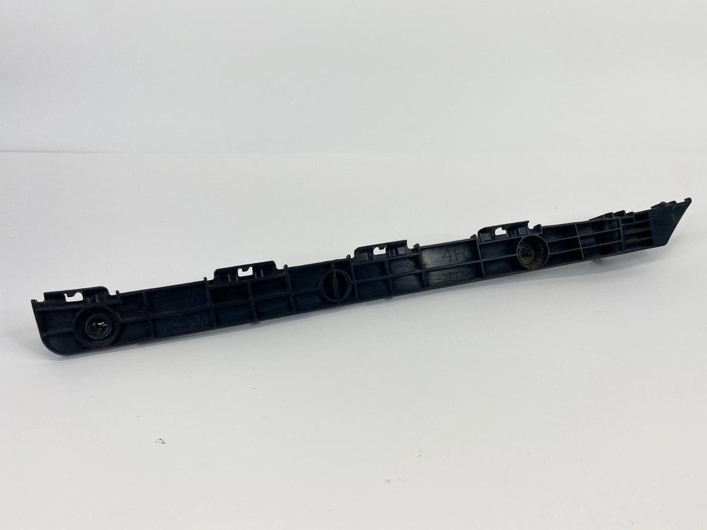 07-11 TOYOTA CAMRY REAR RIGHT SIDE BUMPER SUPPORT BRACKET RETAINER 52157-06010