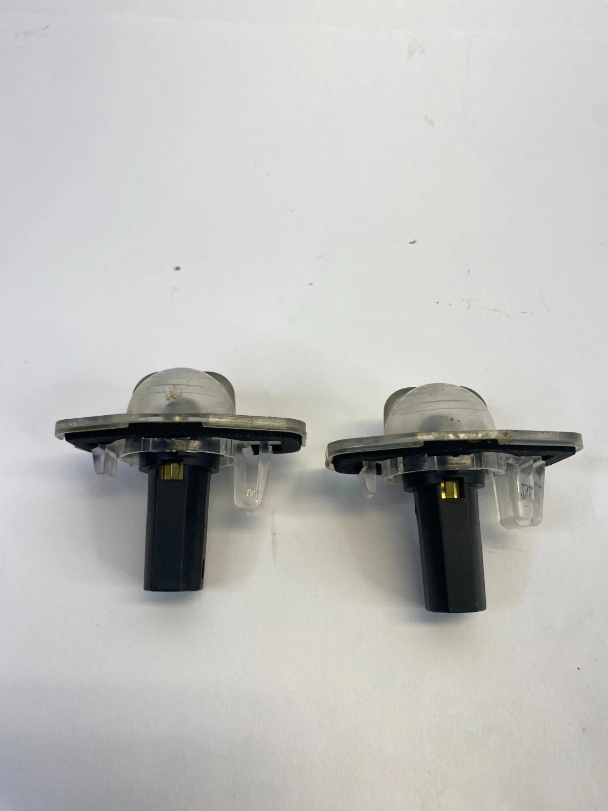 2009 10 11 12 2013 TOYOTA COROLLA SEDAN REAR LICENSE PLATE LIGHT LAMP PAIR SET