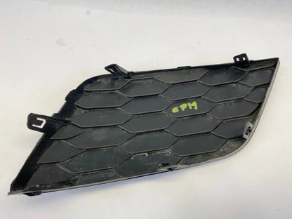 16-19 NISSAN SENTRA FRONT LEFT SIDE FOG LIGHT LAMP GRILLE COVER 62257-4AF0B OEM