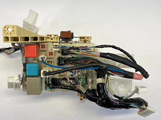 2009 2010 2011 TOYOTA YARIS INTERIOR FUSE BOX JUNCTION BLOCK 82730-52C90
