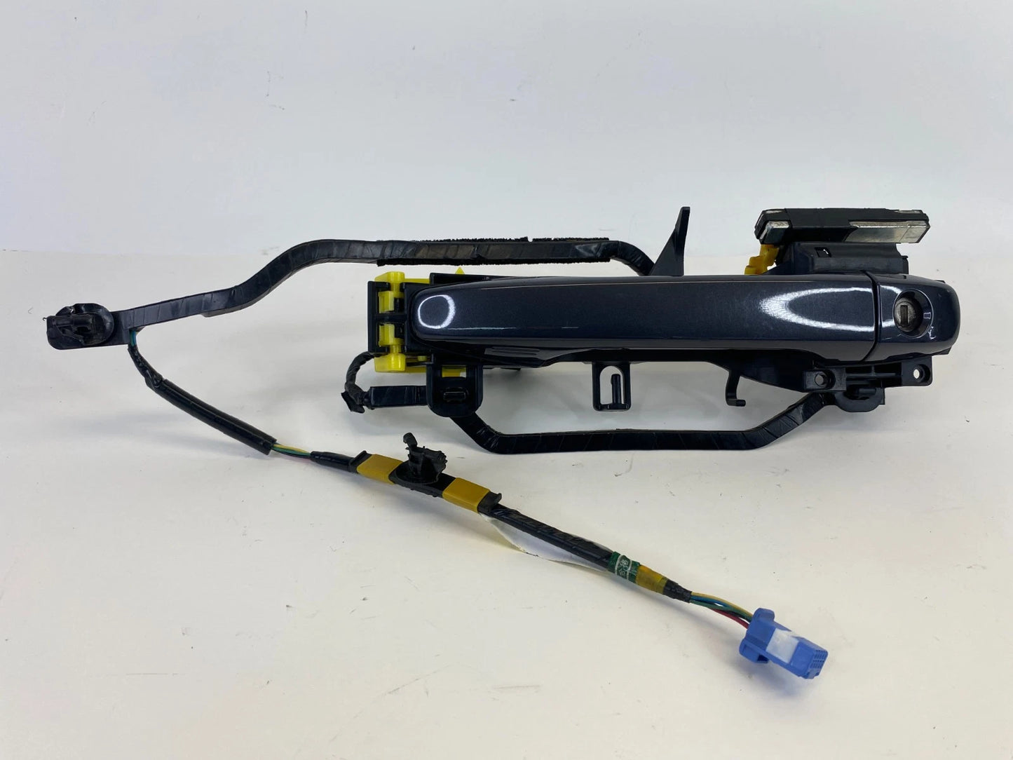 2010-2015 Toyota Prius Front Left Driver Exterior Door Handle Gray 89746-47050