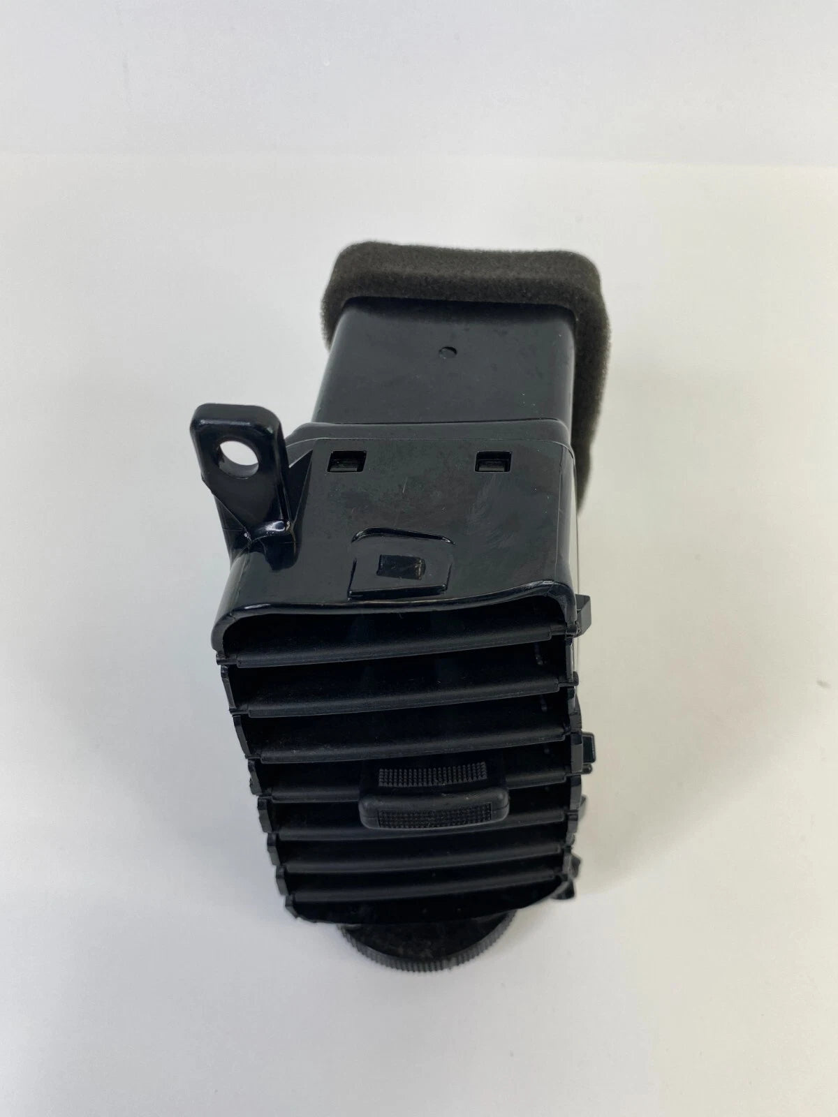 06 07 08 09 HYUNDAI ACCENT RIGHT DASH CENTER AC AIR VENT DUCT 97420-1E000 OEM