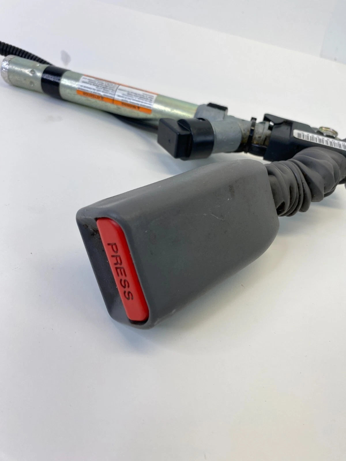 2007-2011 HONDA CR-V FRONT LEFT DRIVER SIDE SEAT BELT BUCKLE END ASSY OEM