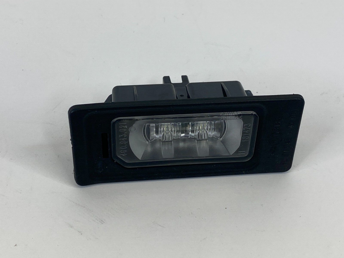 13 14 15 16 17 Audi A4 Quattro Rear Trunk License Plate Light Lamp 4G0-943-021