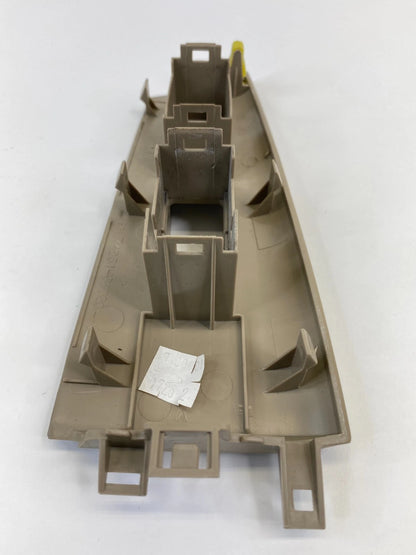 03-08 TOYOTA COROLLA FRONT RIGHT PASSENGER DOOR WINDOW SWITCH BEZEL 7423102320A