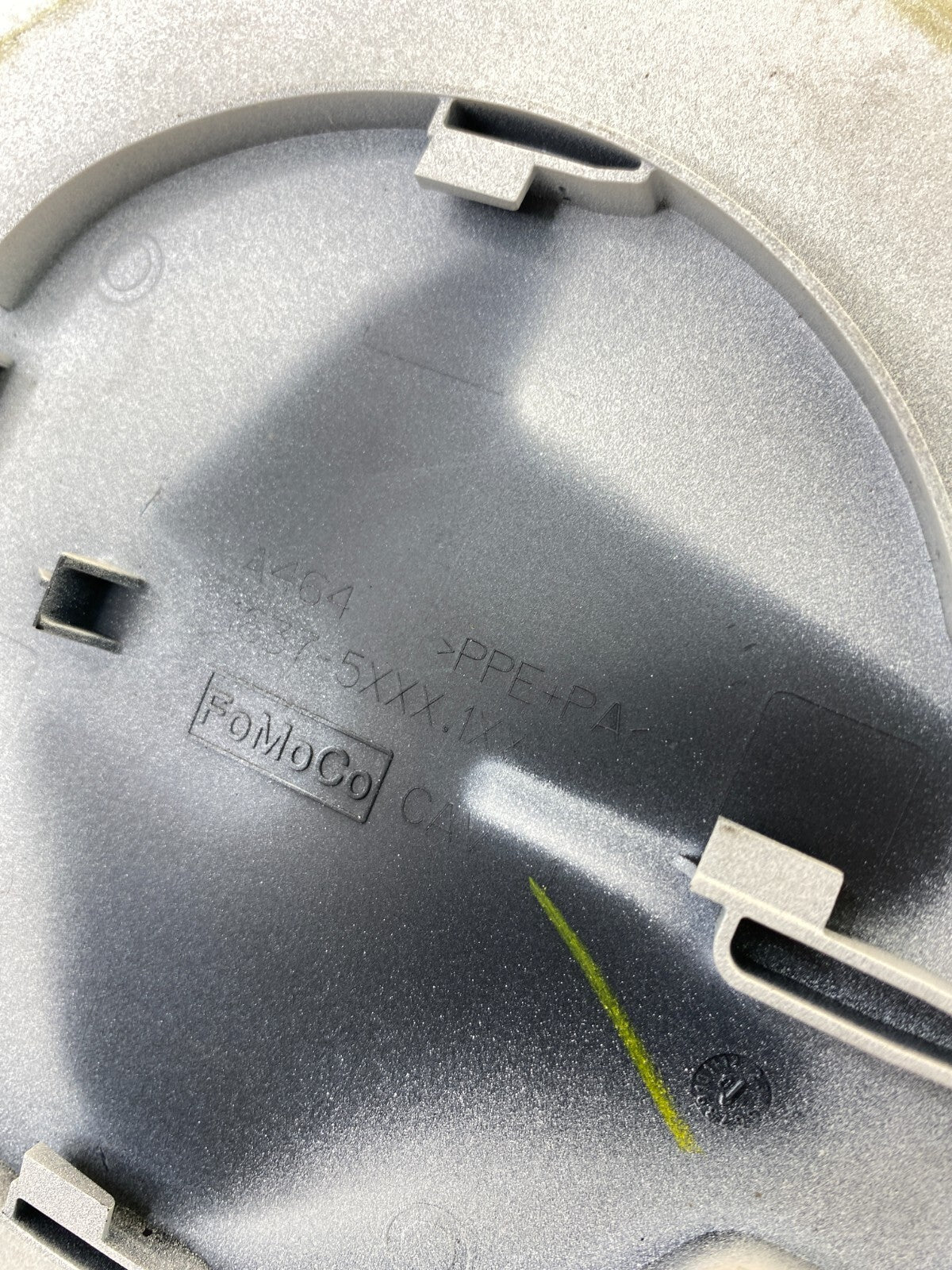 2011-2014 Ford Edge Quarter Panel Fuel Filler Tank Gas Door Lid Cover OEM