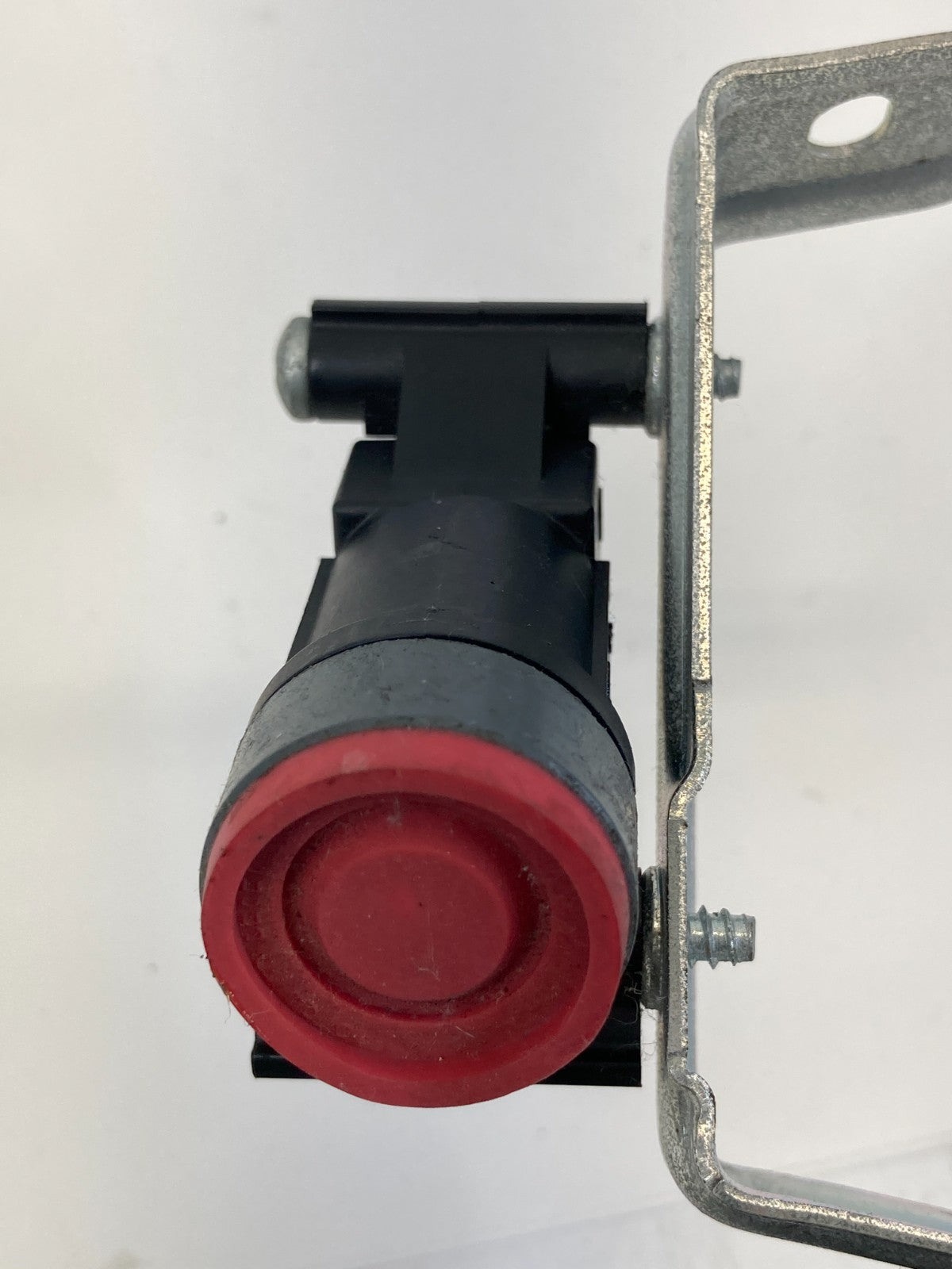 2008-2012 Ford Escape First Inertia Fuel Pump Shut-Off Switch Button 5L8T9D362AB