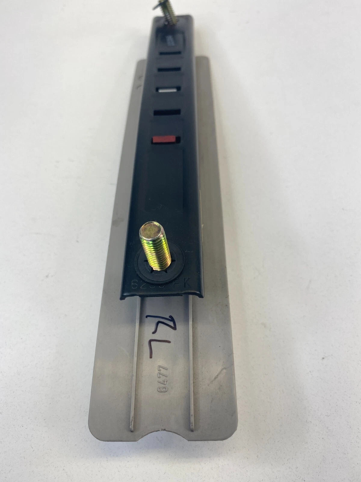 1999-2004 HONDA ODYSSEY REAR LEFT SEAT BELT SEATBELT HEIGHT ADJUSTER OEM