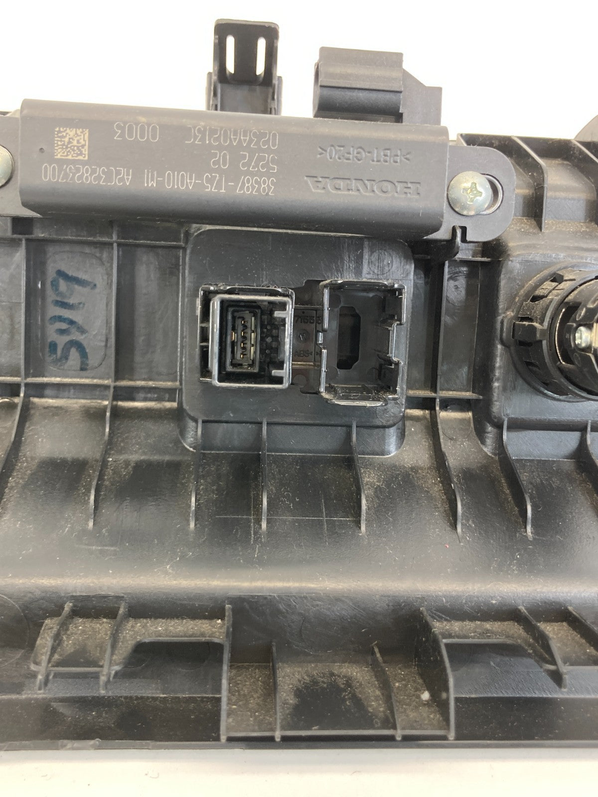 2015-2020 Honda Fit Dash Lower Power Outlet HDMI USB Input w/ Bezel Trim OEM