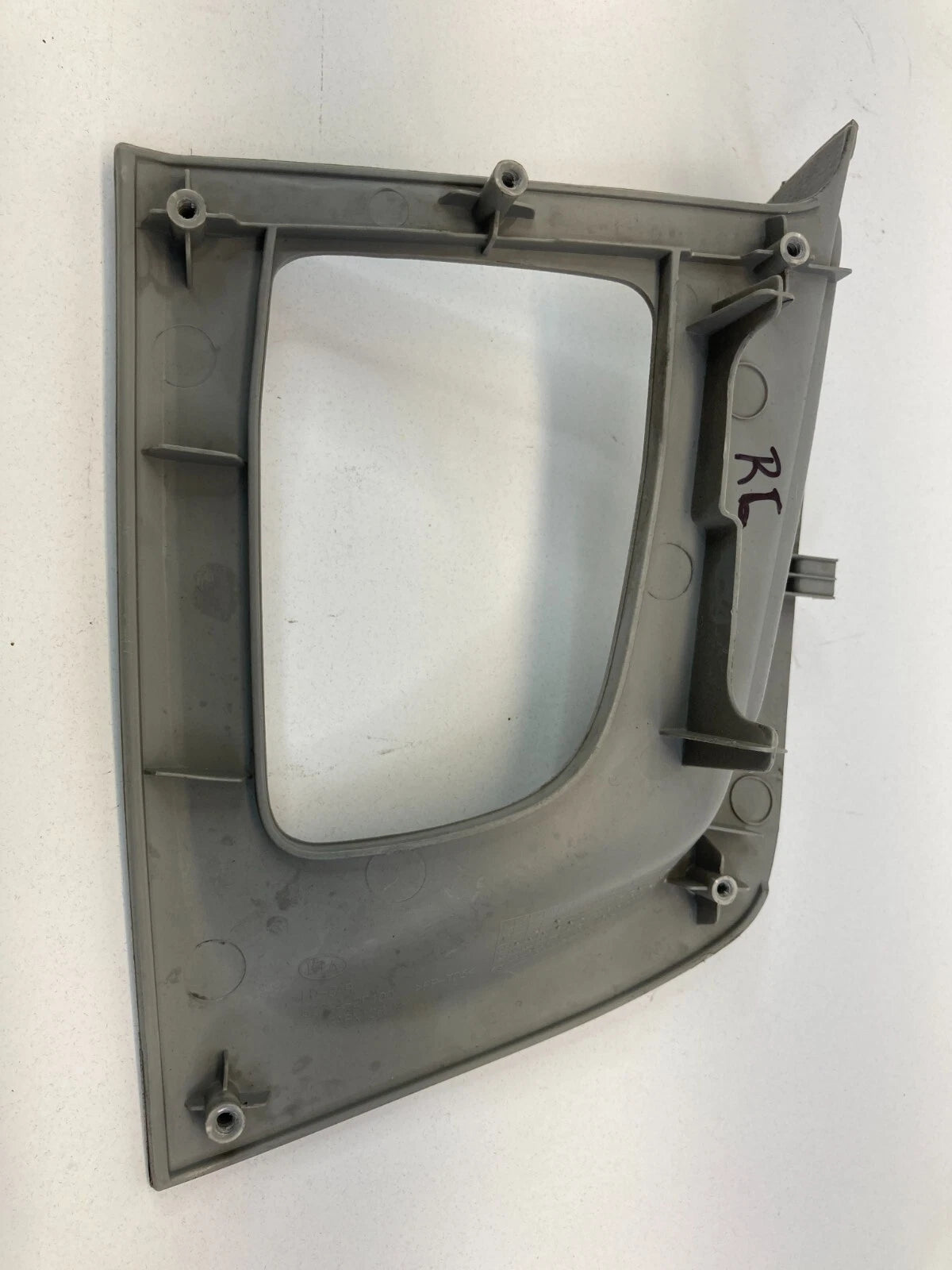2004-2009 KIA SPECTRA RR LH DOOR PANEL SWITCH BEZEL TRIM COVER OEM 82334-2F100