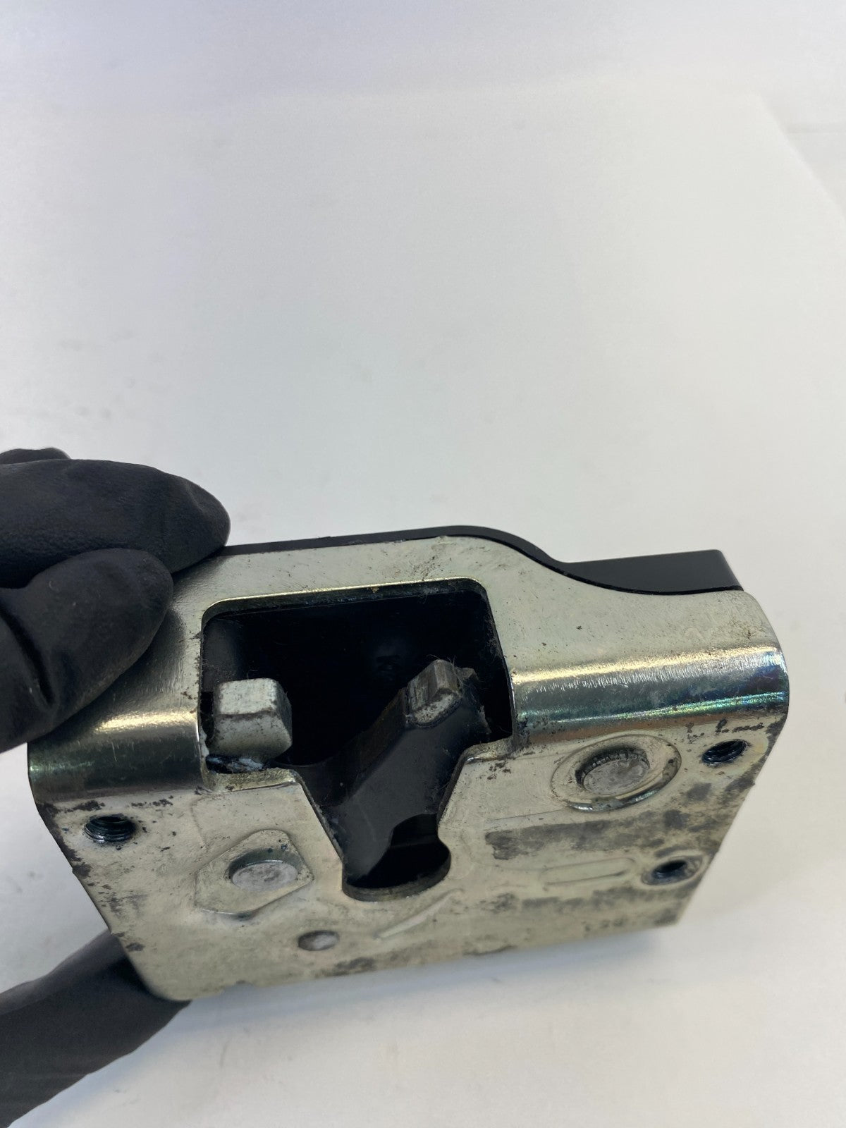 2001-2007 Ford Escape Rear Trunk Lock Latch Release Actuator OEM