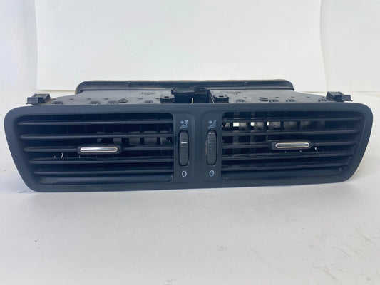 2006-2010 VW PASSAT 2009-2011 VW CC CENTER DASH AC AIR VENT 3C1819728F OEM