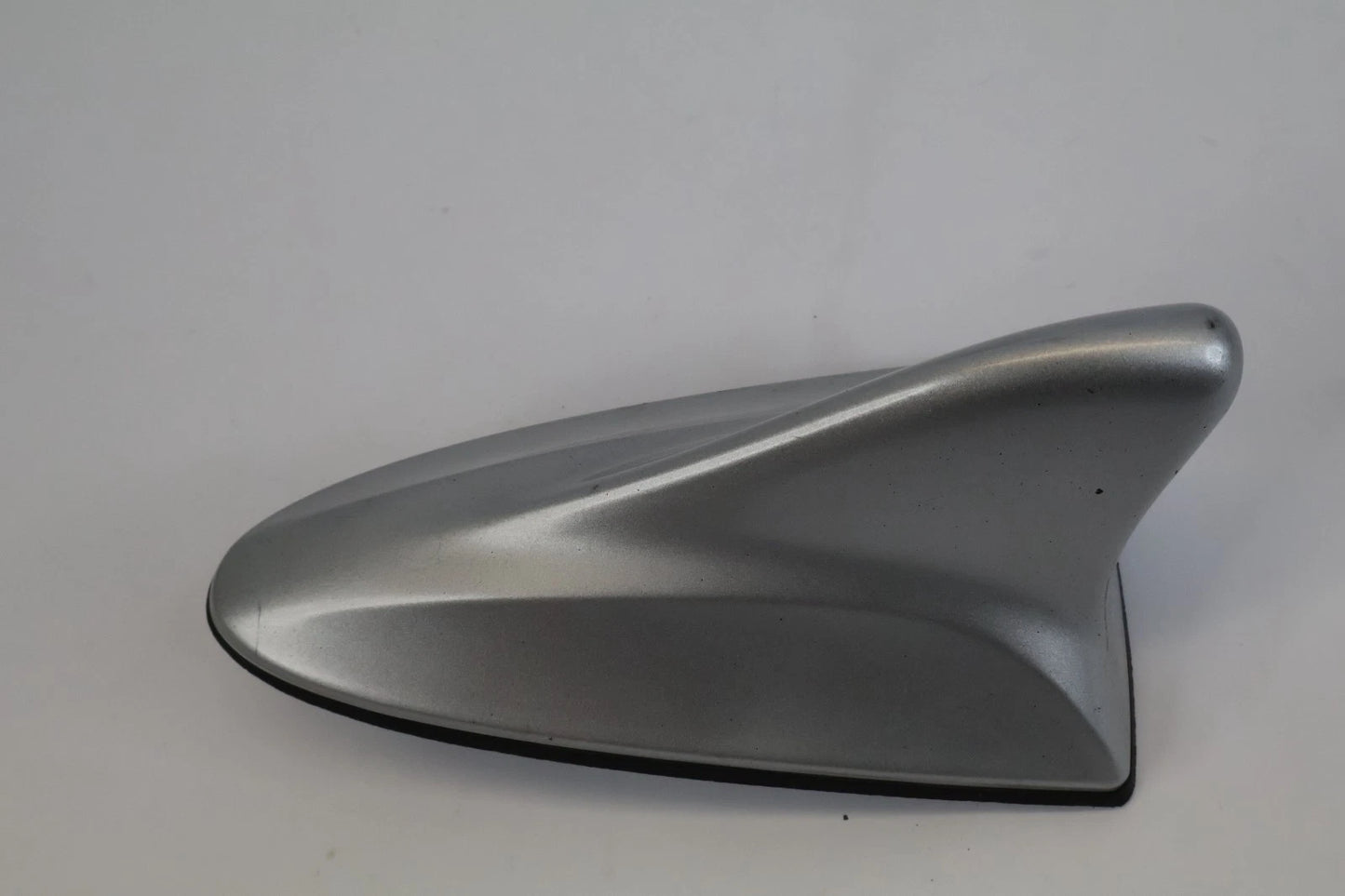 2011-2015 HYUNDAI ELANTRA ROOF MOUNT SHARK FIN RADIO ANTENNA 96210-3X000MTS