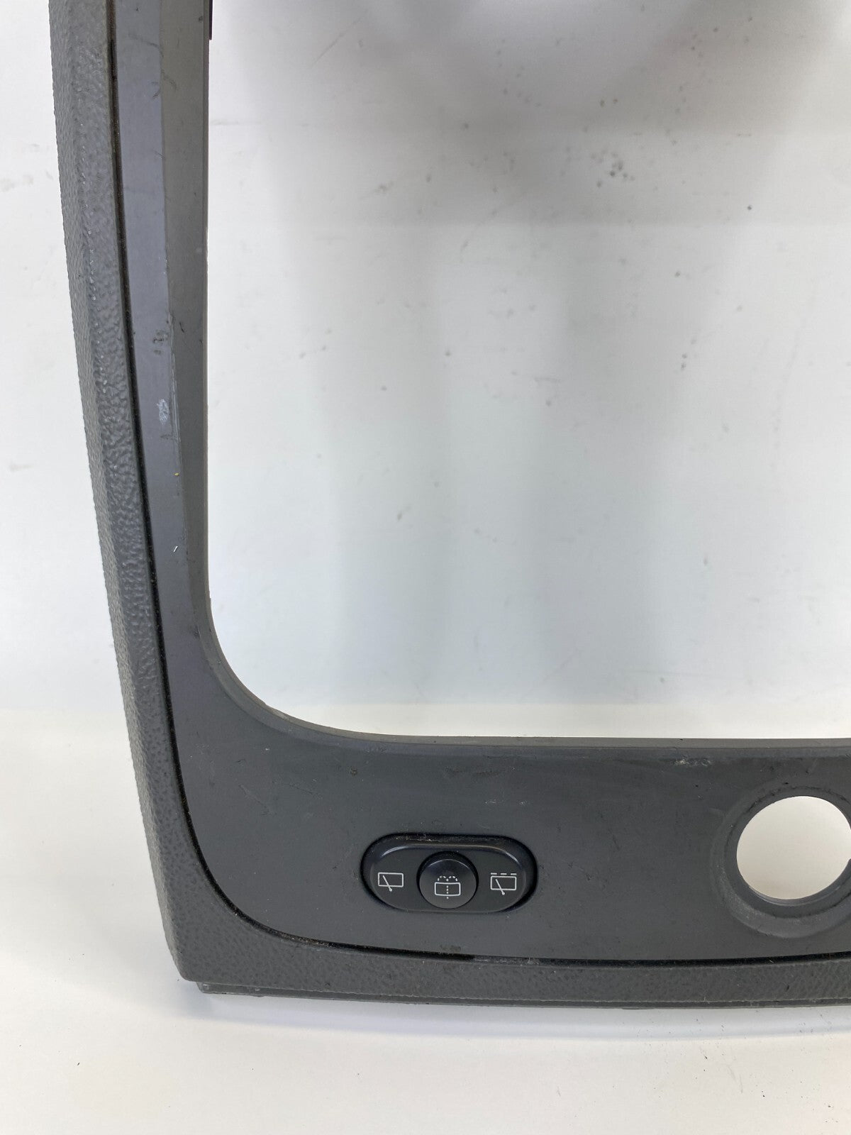 2006-2008 Chevrolet HHR Center Dash Radio Climate Control Bezel Trim Panel OEM