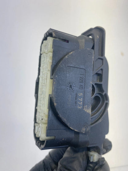 11-24 MITSUBISHI OUTLANDER SPORT ABS MODULE CONNECTOR PLUG PIGTAIL 1928405328
