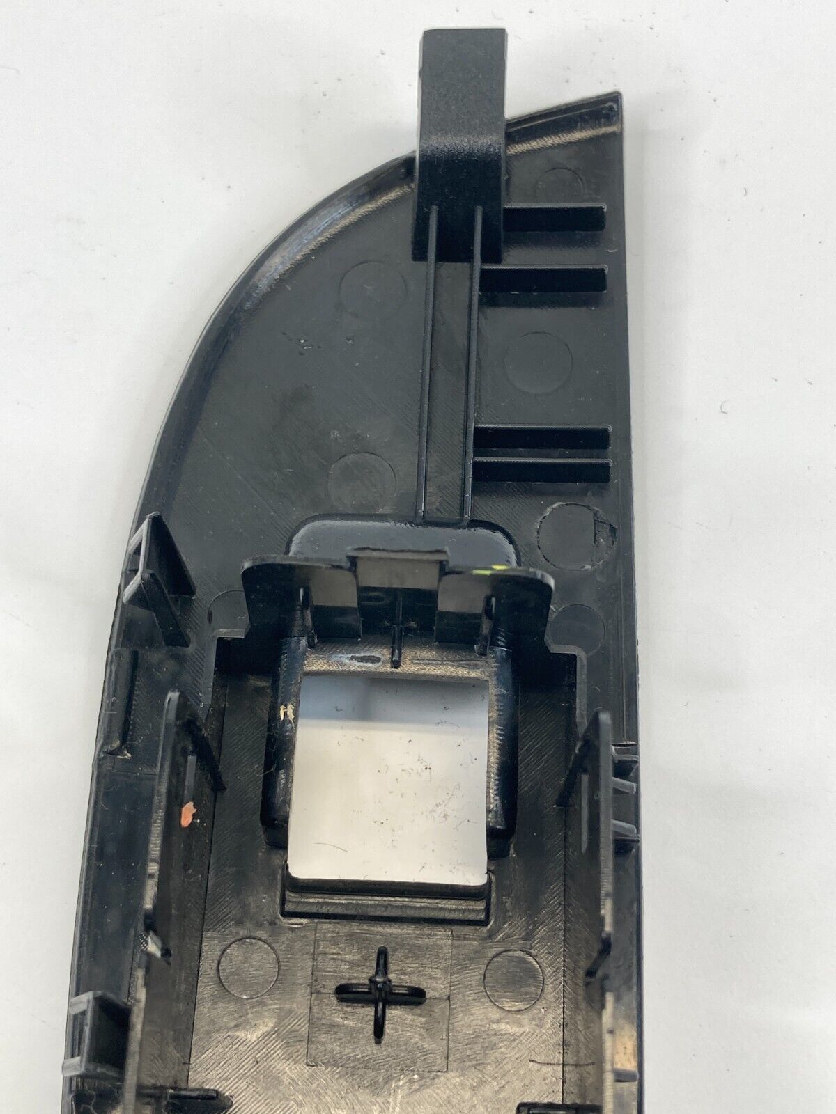 2013-2015 Chevrolet Malibu Rear Left Side Door Power Window Switch Bezel OEM