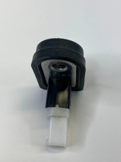 2015-2022 HYUNDAI ACCENT 13-17 VELOSTER DOOR LIGHT AJAR JAMB SWITCH SENSOR OEM